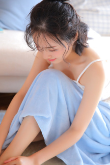 为什么抱起来C加速会哭
